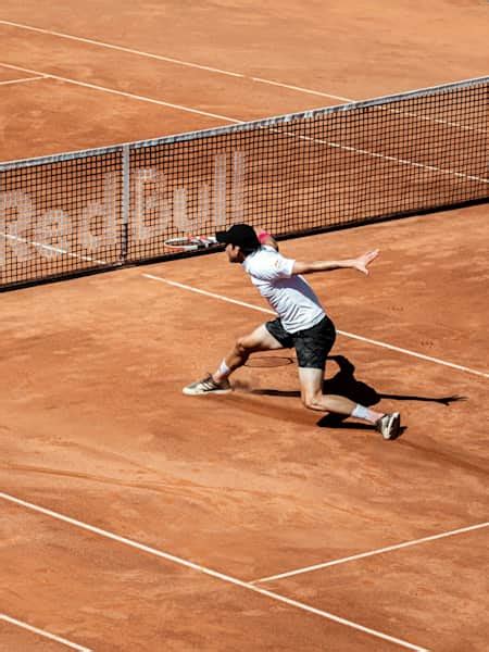 Clay Court Strategies: Adapting to Different Surfaces